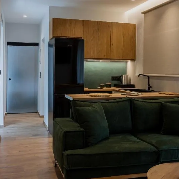 Eudaimonia - Luxury Apartment in Agrinio, hotel v destinaci Agrinion