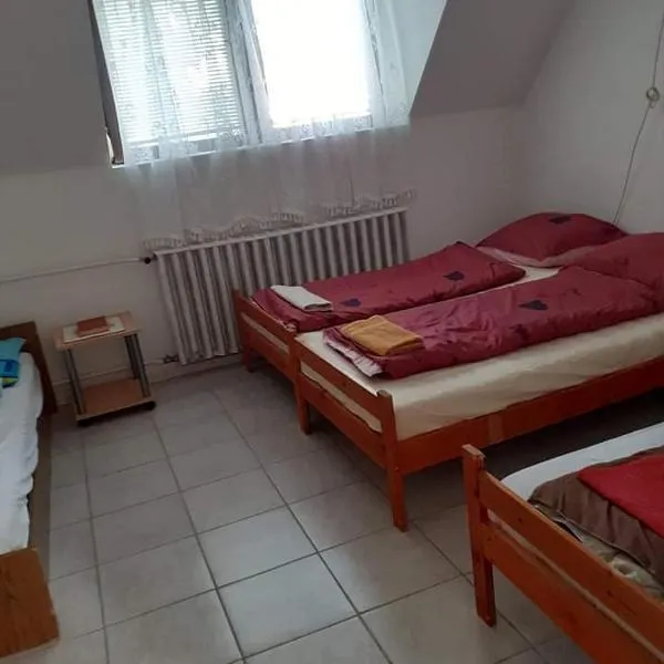 Pihenés a Malomtónál privát bérlemény, hotel in Tapolca