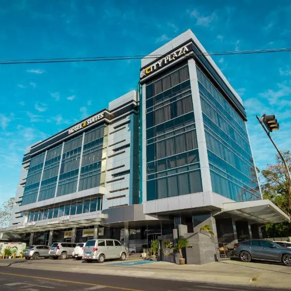 Hotel City Plaza & Suites, hotel v destinaci David