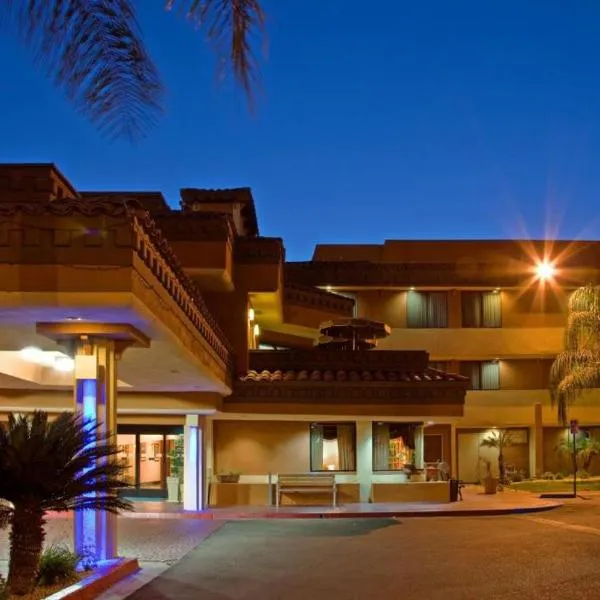 Hotel Xola, hotel em Moreno Valley