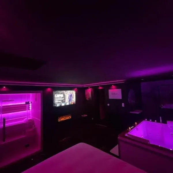 La Suite Prestige Jacuzzi,Sauna,Netflix,Disney, hotel in Amiens