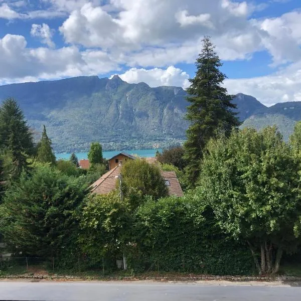 My Emerald Lake, hotel v destinaci Tresserves