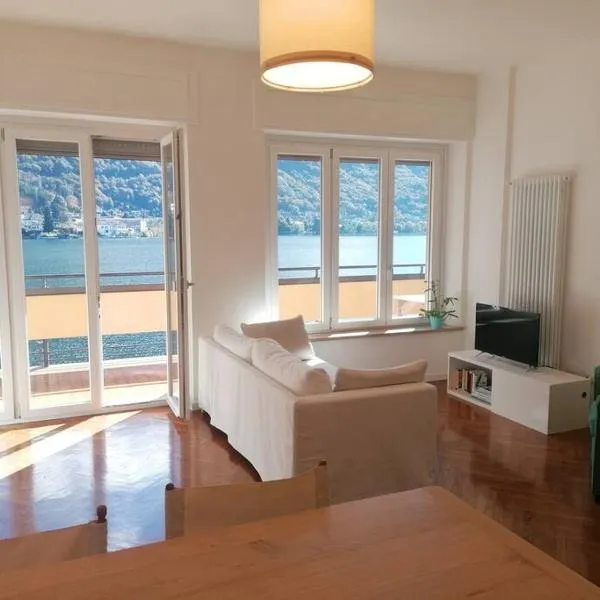 Lakefront 15, Hotel in Omegna