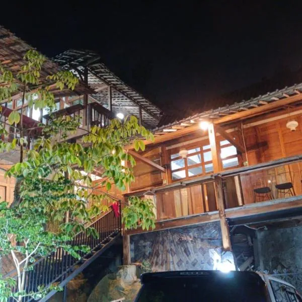 Omah Singo Stay & Resto Yogyakarta, hotel v destinaci Bantul