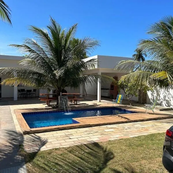 Beachhouse in Barra do Sirinhaém، فندق في Barra do Sirinhaém