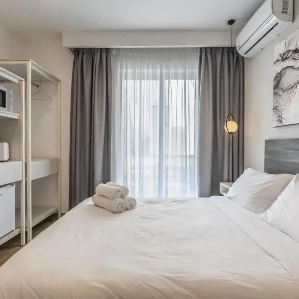 Studio 41 at the vibrant Olo living guesthouse, hotel in Paceville
