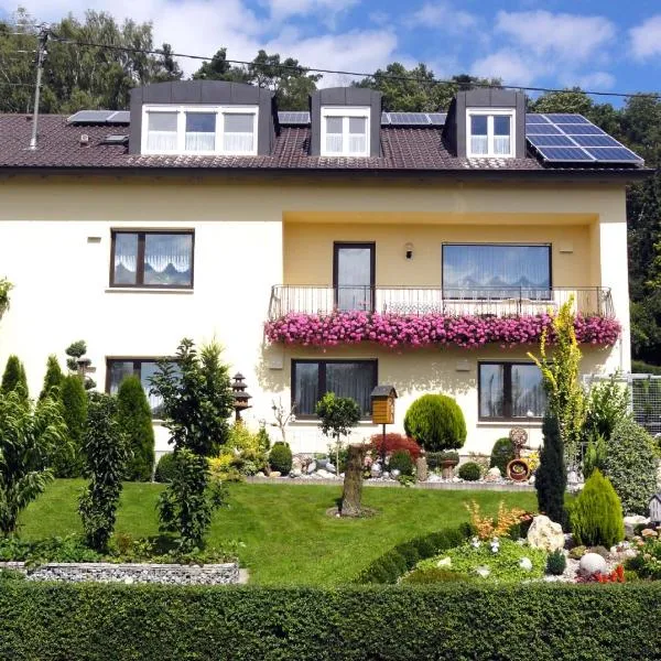 Gästehaus Gold, hotel in Glött