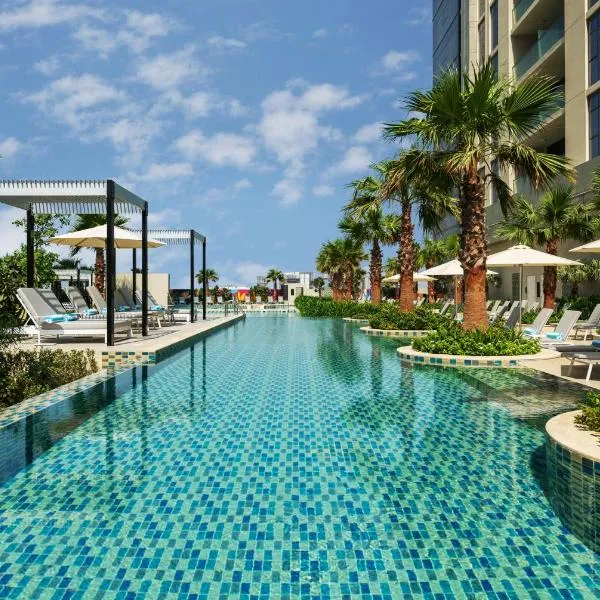 दुबई में, होटल DAMAC Maison Aykon City Dubai