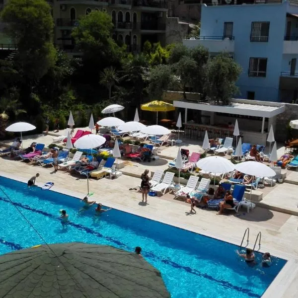 Happy Apart Hotel, hotell i Kusadasi