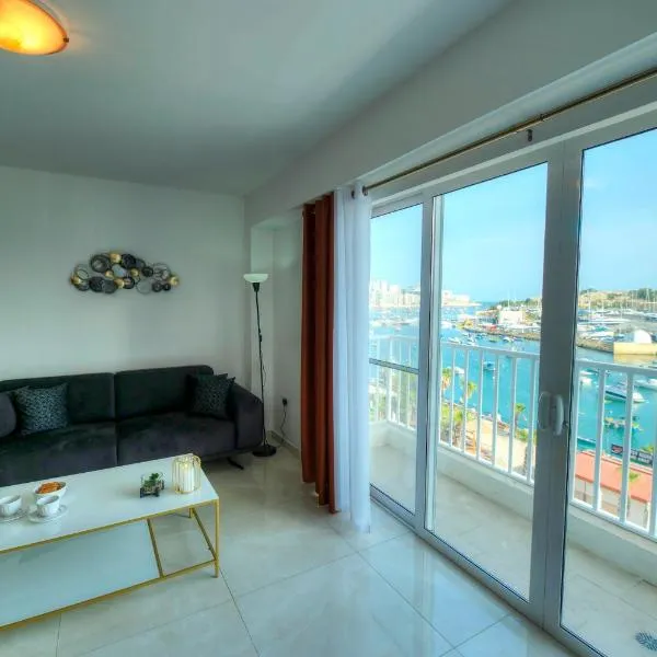 Seafront beautifully furnished 2 bedrooms GOGZR-3, hotel in Il-Gżira