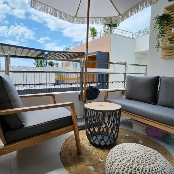 Marelis condo with sea view, ξενοδοχείο σε Ulcinj
