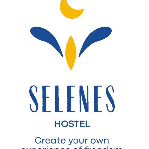 Selenes Hostel, hotell i El Sargento