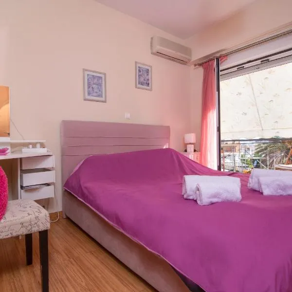 Maria's Bed and Breakfast, hotel v destinaci Spáta