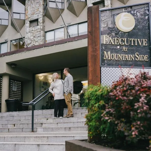 Mountain Side Hotel Whistler by Executive, hotell i Whistler