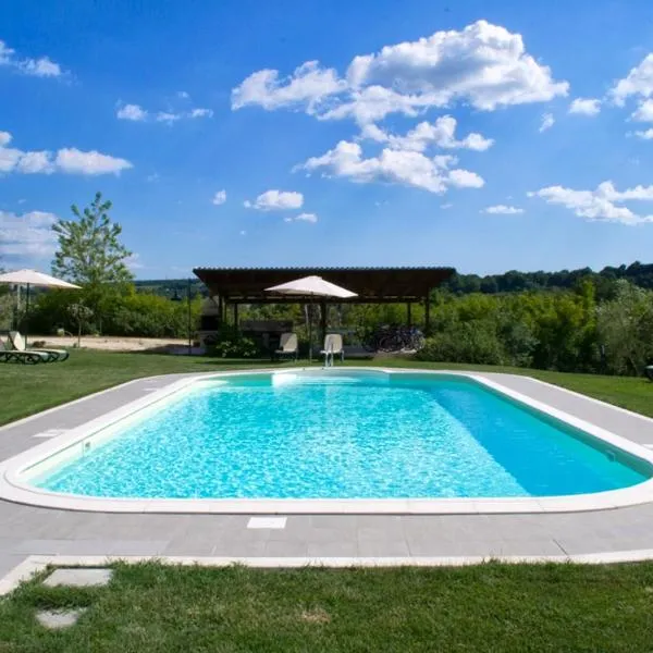 Poggio Degli Olivi, hotel v destinaci Saturnia