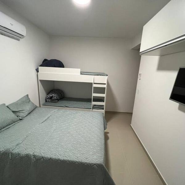 Apartamento encantador próximo a Praia Brava - Foto 2