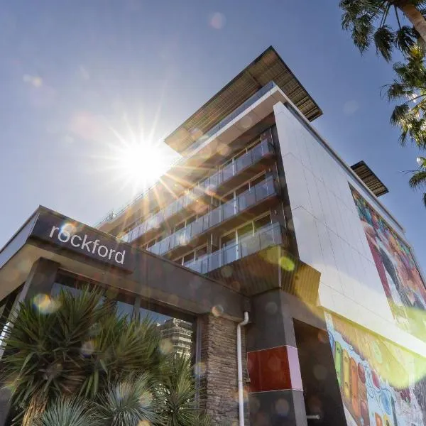 Adelaide Rockford, hotel a Adelaide