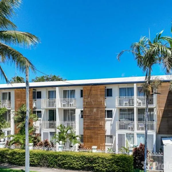 Deluxe Studio - Unit 12, hotel in Emu Park
