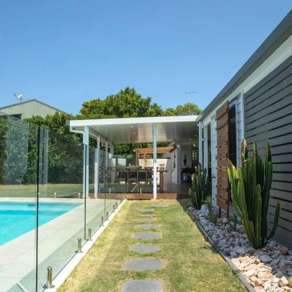 Al Fresco Residence in the heart of Point Lookout!, viešbutis mieste Point Lookout