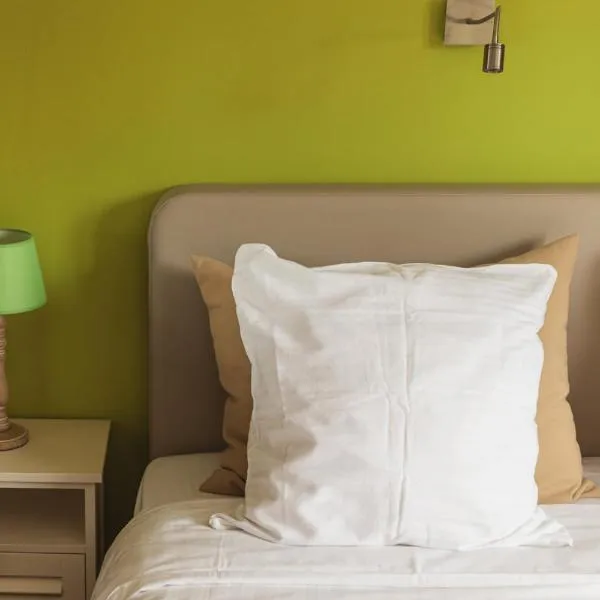 Guesthouse Amfora, hotel v destinaci Poperinge