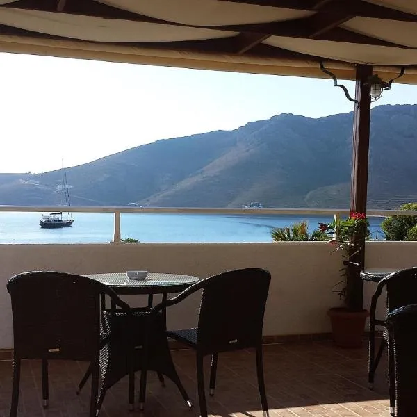 Apollo Studios, hotel a Livadia