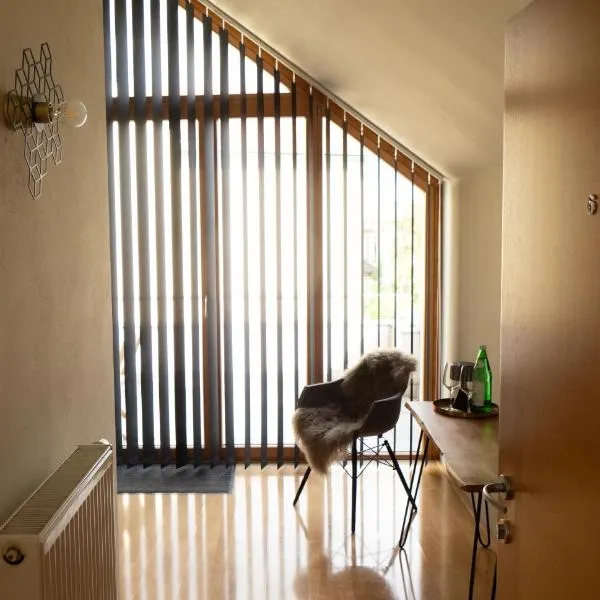 Weingut & Gästezimmer Zillinger، فندق في Ebenthal