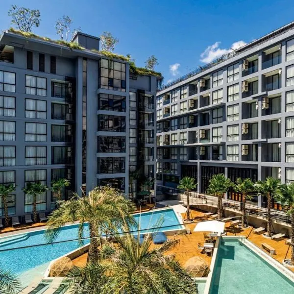 Tropics Kamala 2BR Apartment CTG B605-6, hotel v destinaci Kamala pláž