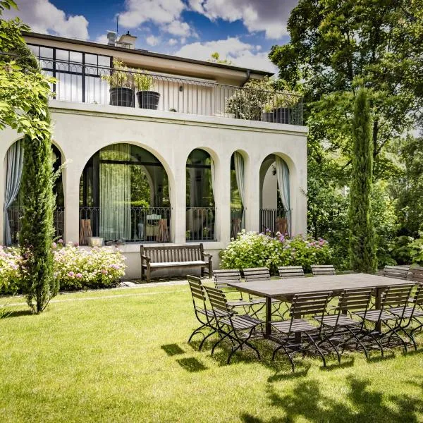 Bagatelle Gardenhouse, hotel in Budapest
