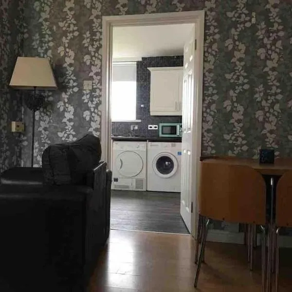 31 end terrace., hotel in Whitehead