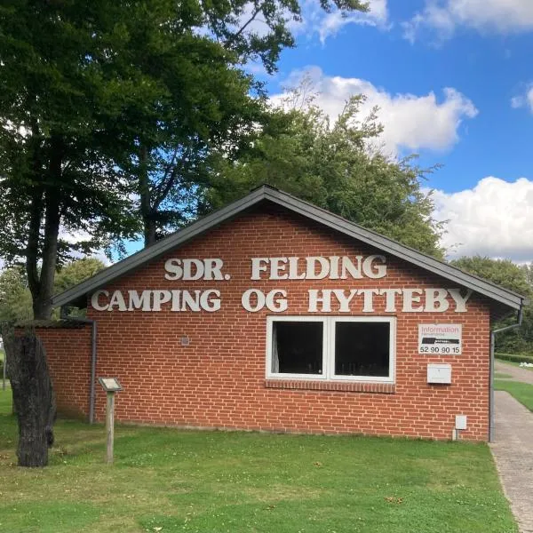 Sdr. Felding camping & hytteby, hotel v destinaci Sønder Felding