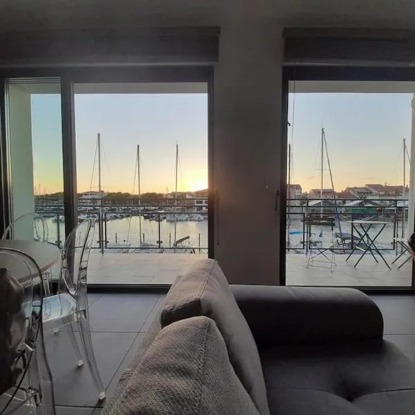 Maison entre port et plage, hotel a Mèze
