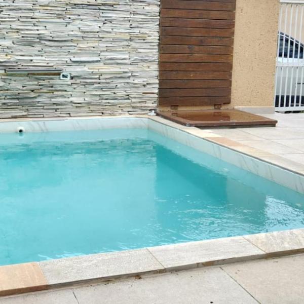 Linda casa no baln. Ponta do papagaio a 100m do mar - Foto 4