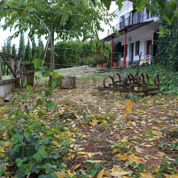 카사야 데 라 시에라에 위치한 호텔 LOS NOGALES