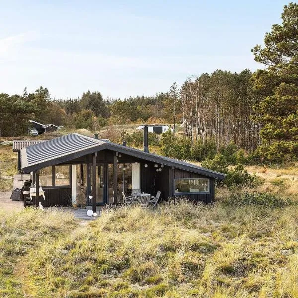 6 person holiday home in Ålbæk-By Traum, hotel in Ålbæk