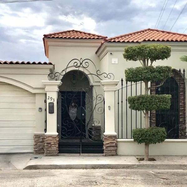 Casa Bonita cerca de Zona Dorada, hotel in Mexicali