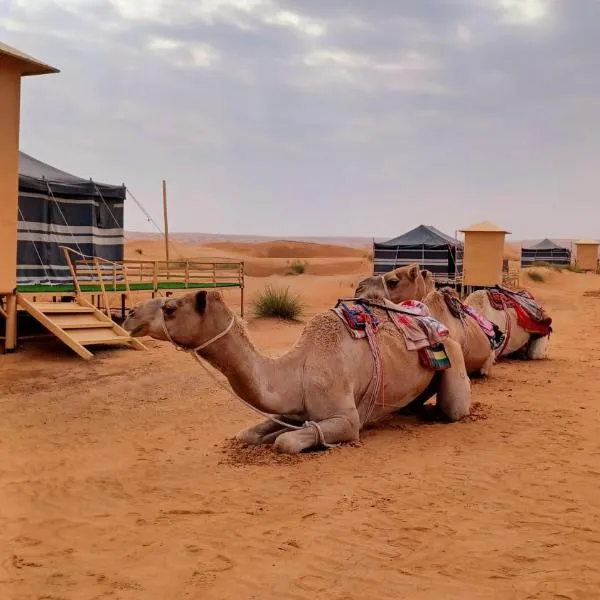 Sunrise Desert Local Private Camp, hotell i Ḩawīyah