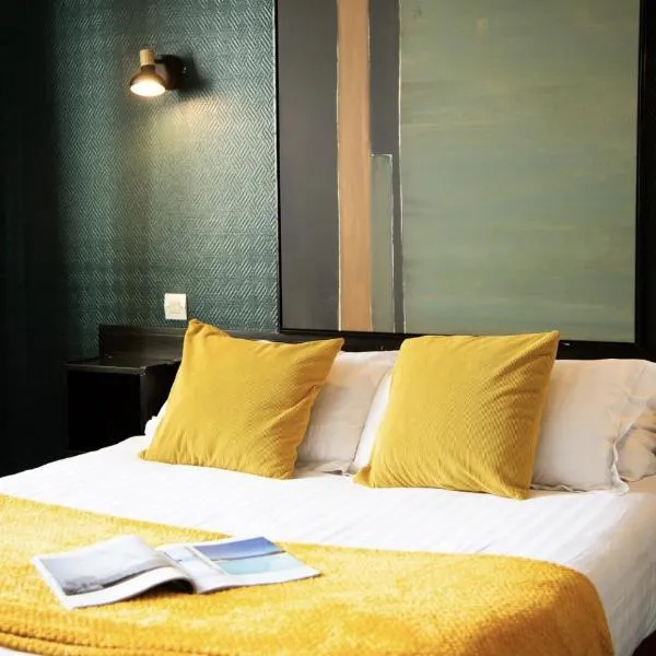 Hôtel des Pins, hotel v destinácii Jullouville-les-Pins