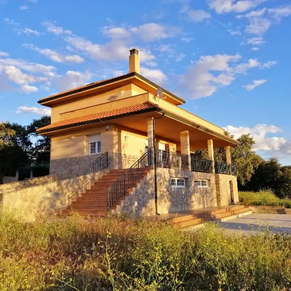 Shivanda, Habitaciones en Centro de Bienestar en la Naturaleza, hotel em Loranca de Tajuña