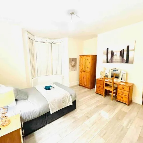 Spacious 2 Bedroom Apt Newcastle Upon Tyne, ξενοδοχείο σε Elswick