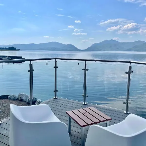 Beach Houses with Hot Tubs, hotel v destinaci Glencoe