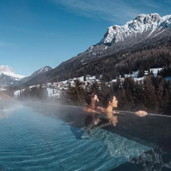 Latemar - Hotel Suites Spa, hotel in Passo San Pellegrino