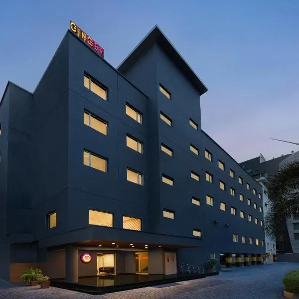 Ginger Surat, hotel in Surat