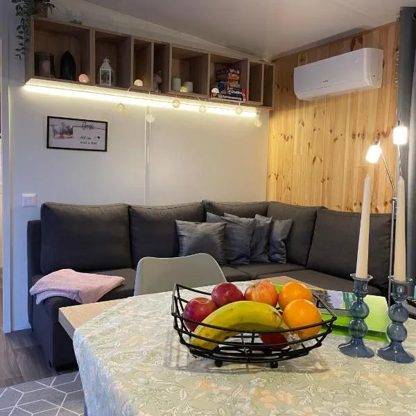 Holiday Home Tiny Haus Alex by Interhome, hotel in Wemding