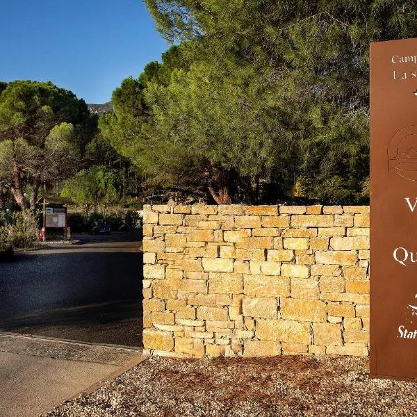 CAMPING MUNICIPAL LA SAPINETTE, hotel in Quillan