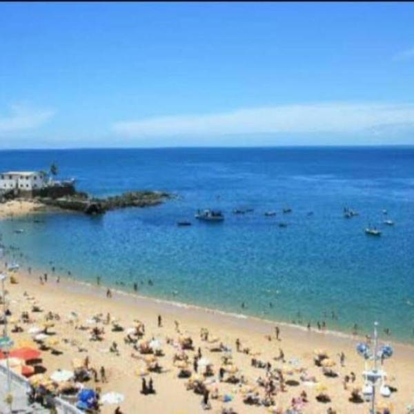Lindo apartamento próximo ao Porto da Barra