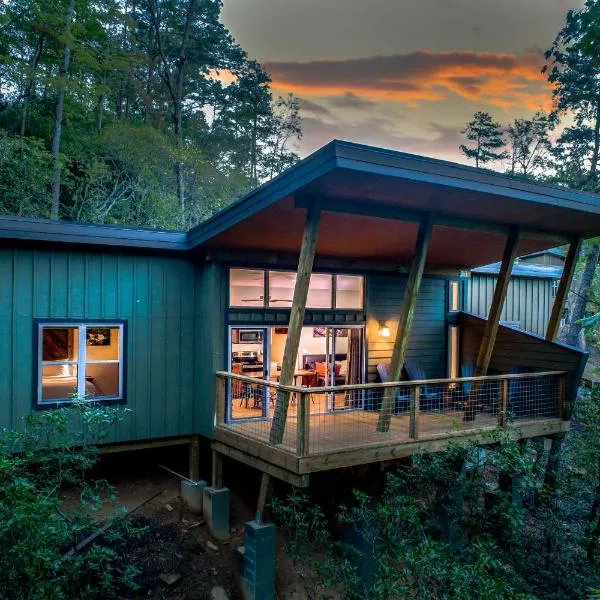 Pilot Cove, hotel v destinaci Pisgah Forest