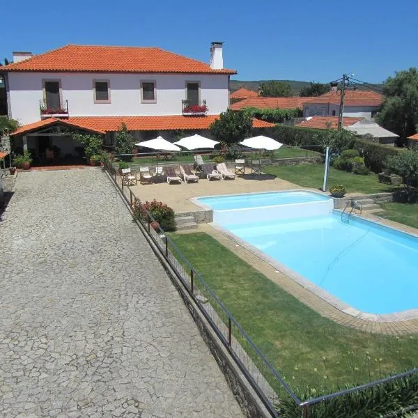 Casa Paz do Outeiro, hotel in Eirado