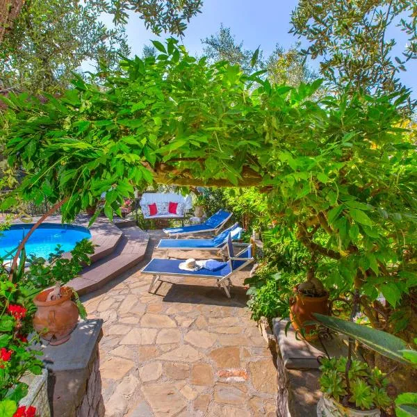 Villa Simba, hotel v destinaci Massa Lubrense