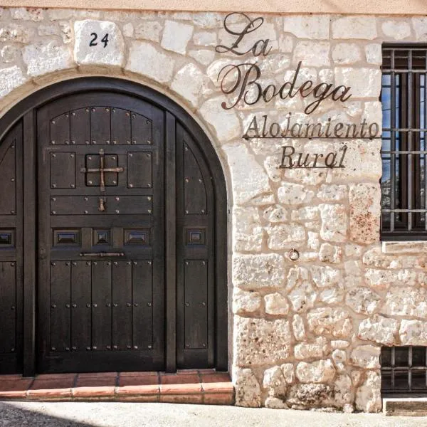 Casa Rural LA BODEGA, ofrece cata de vino gratis, Hotel in Horche