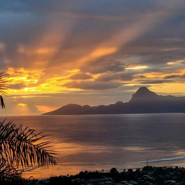 AU SOLEIL COUCHANT, hotel in Paea